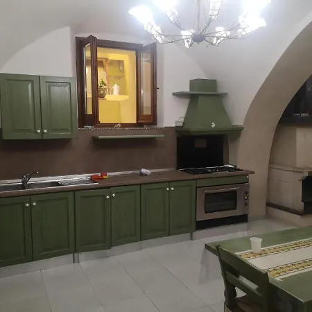 Easy Roi Casa Indipendente Al Castello Апартаменты *