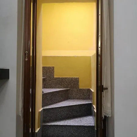 Easy Roi Casa Indipendente Al Castello *